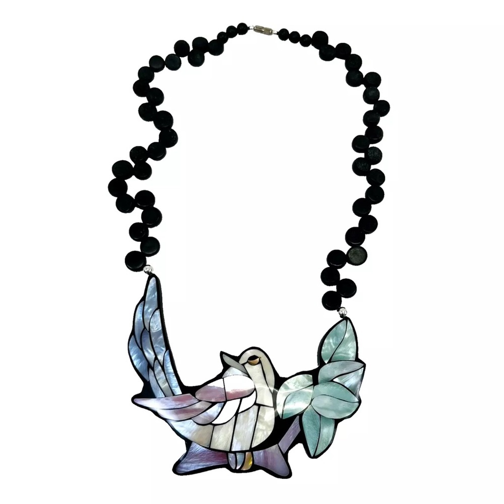 Unsigned Lee Sands Vintage Bird Pendant Necklace